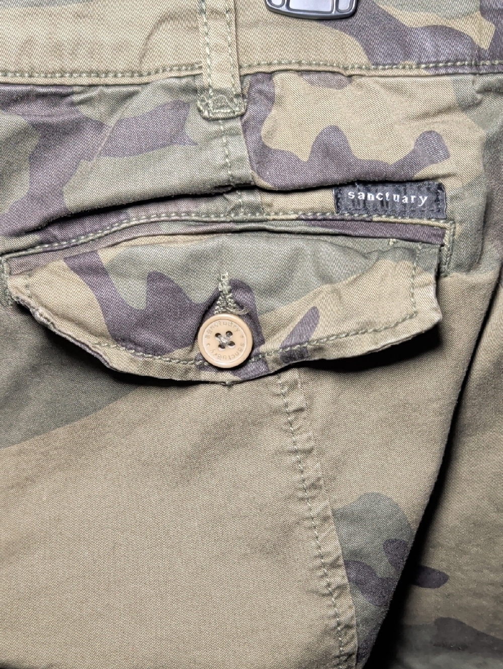 Sanctuary Standard Surplus Camo Cargo Pants Joggers Olive Green Women Size 30" - Picture 6 of 8